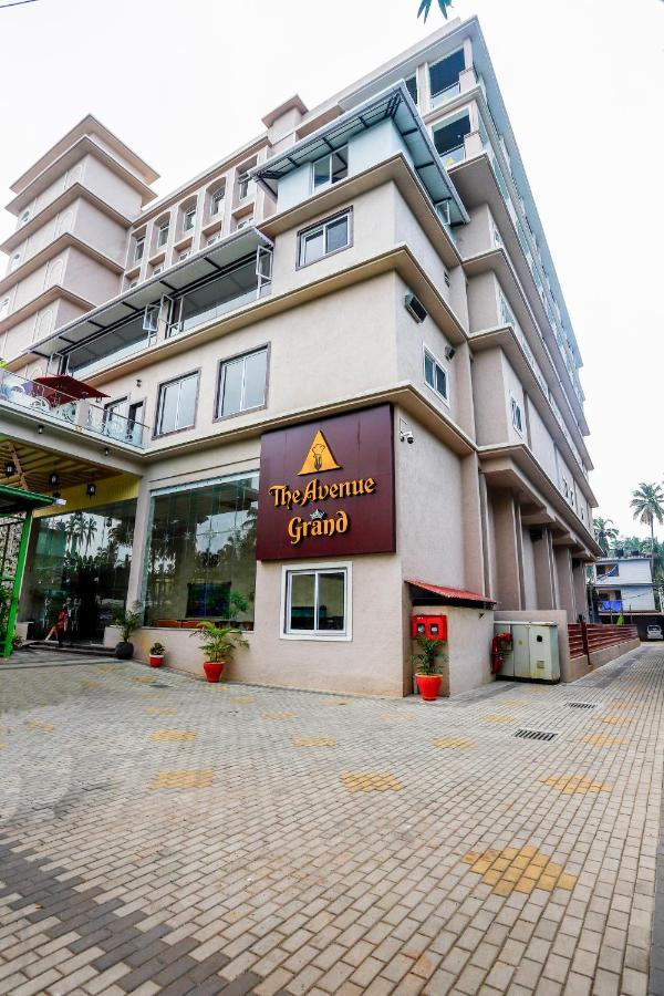 מלון קלנגוטה The Avenue Grand מראה חיצוני תמונה