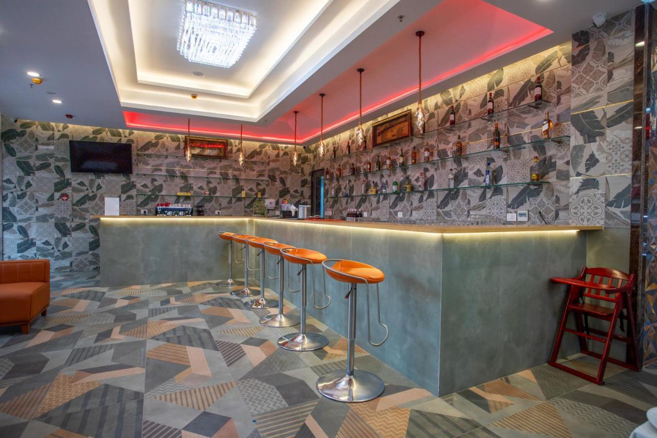 מלון קלנגוטה The Avenue Grand מראה חיצוני תמונה